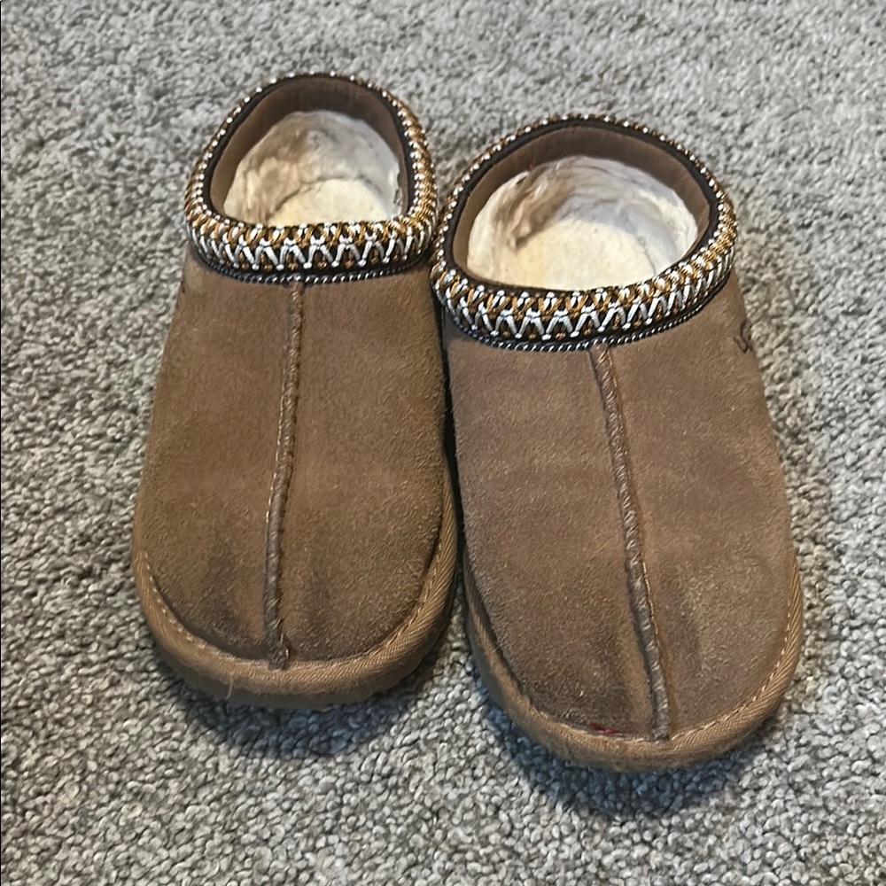 UGG Brown and White Slippers Soft Fuzzy Material